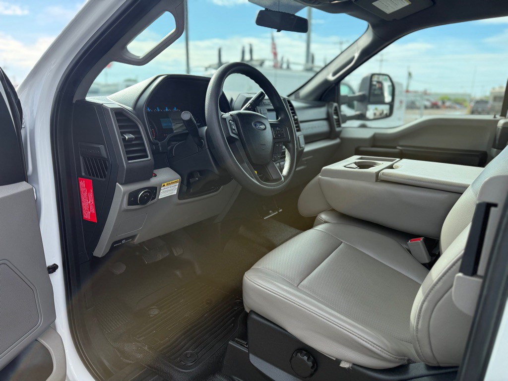 2017 Ford F-250 Image 9