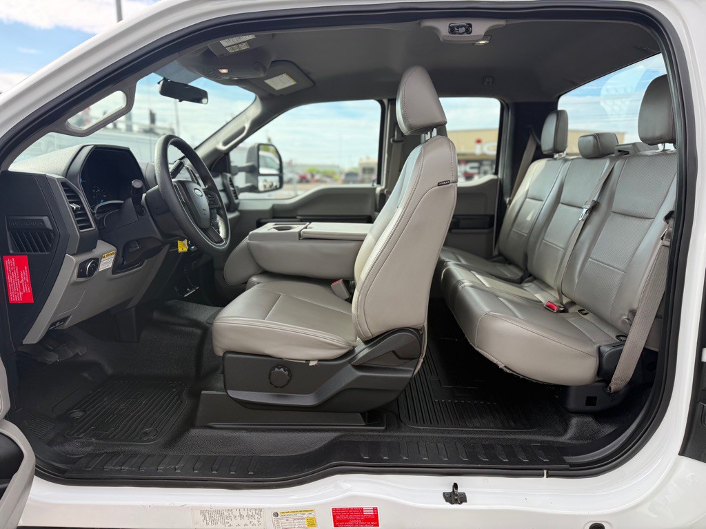 2017 Ford F-250 Image 10
