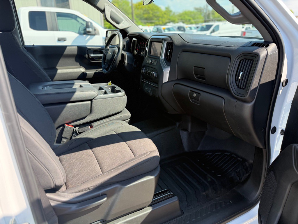 2024 Chevrolet Silverado 1500 Image 11