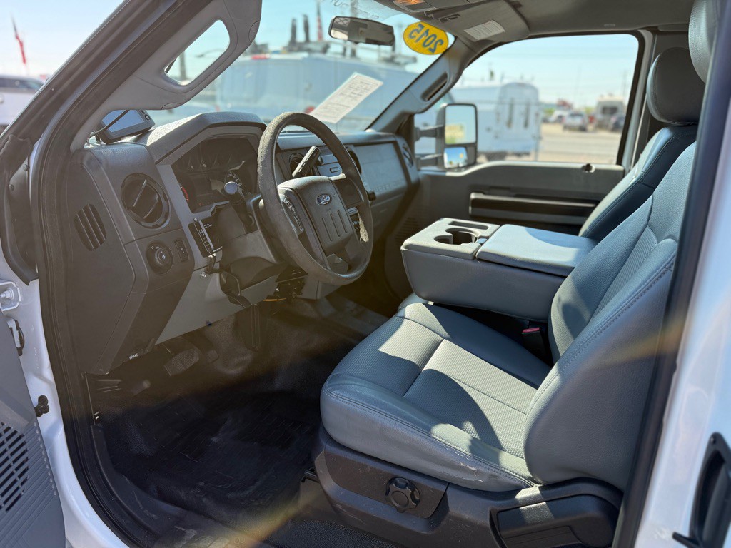 2015 Ford F-350 Image 9