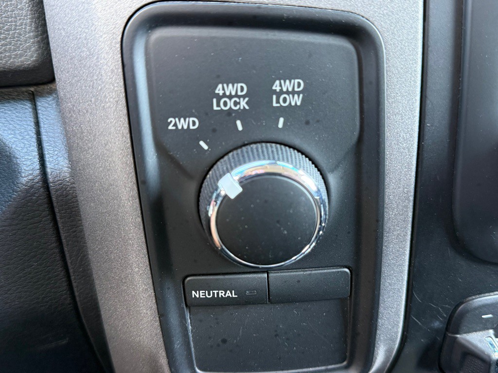 2016 RAM 2500 Image 17