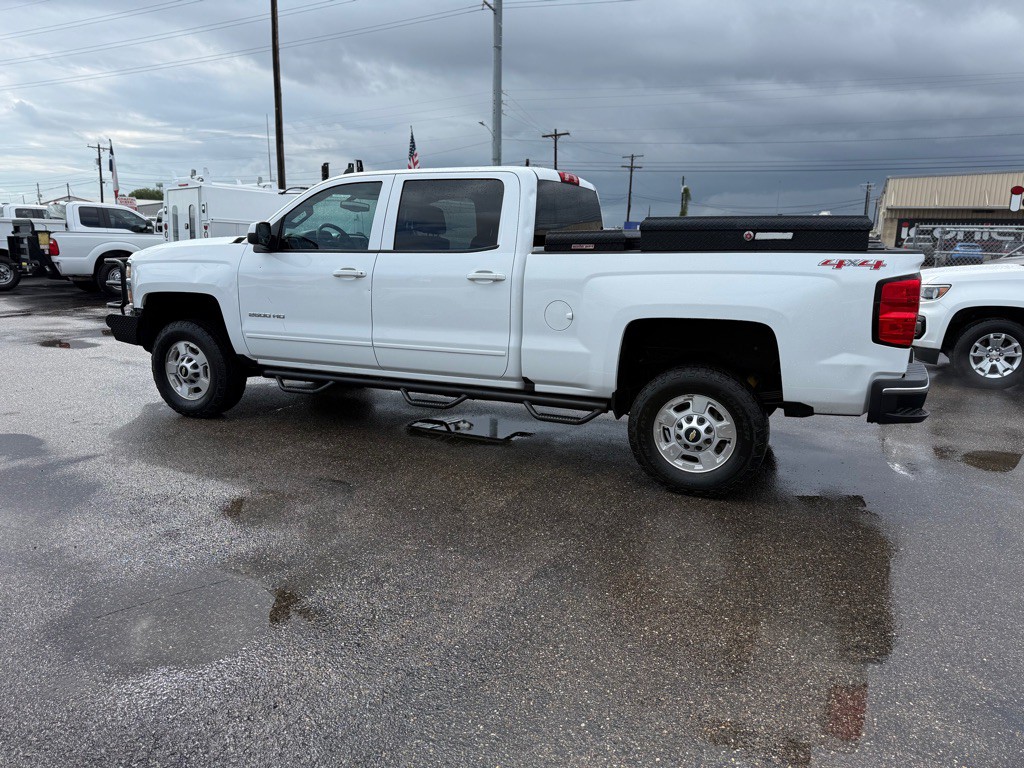 2017 Chevrolet Silverado 1500 Image 8