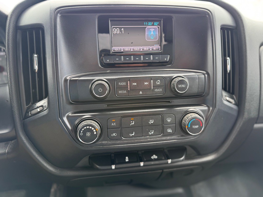 2015 Chevrolet Silverado 1500 Image 13