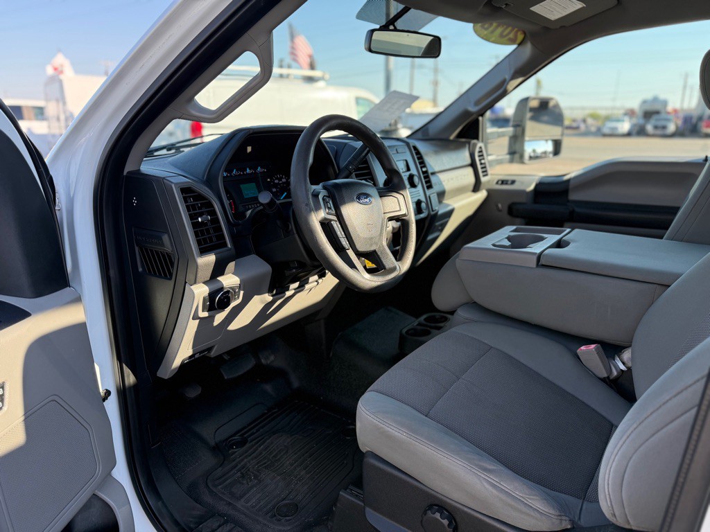 2018 Ford F-350 Image 9
