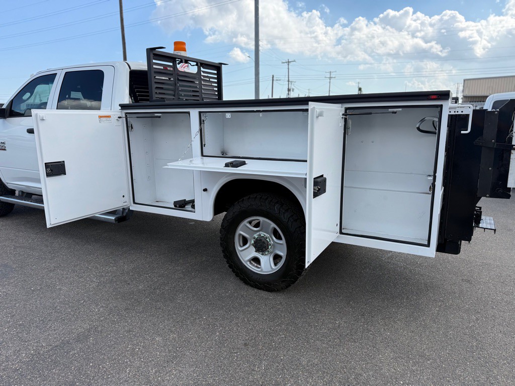 2014 RAM 3500 Image 11