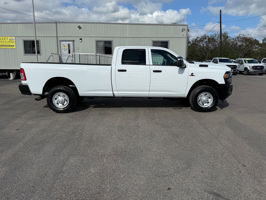 2023 RAM 2500 Image 4