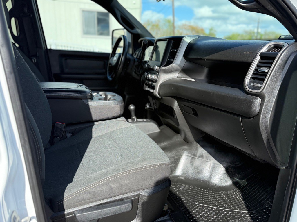 2023 RAM 2500 Image 11