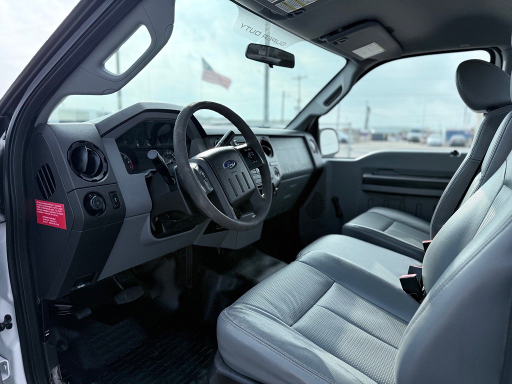 2016 Ford F-250 Image 9