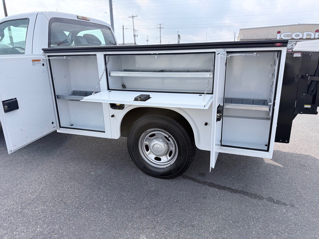 2016 Ford F-250 Image 10