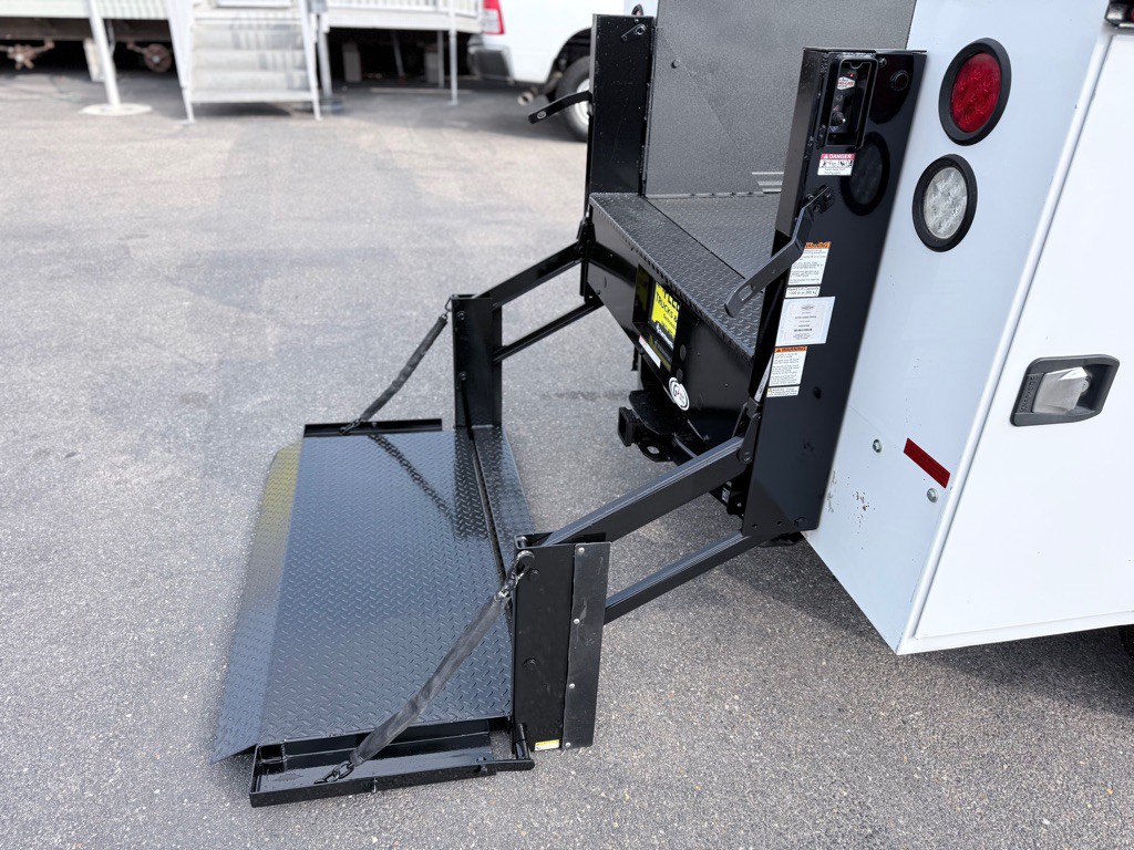 2016 Ford F-250 Image 12