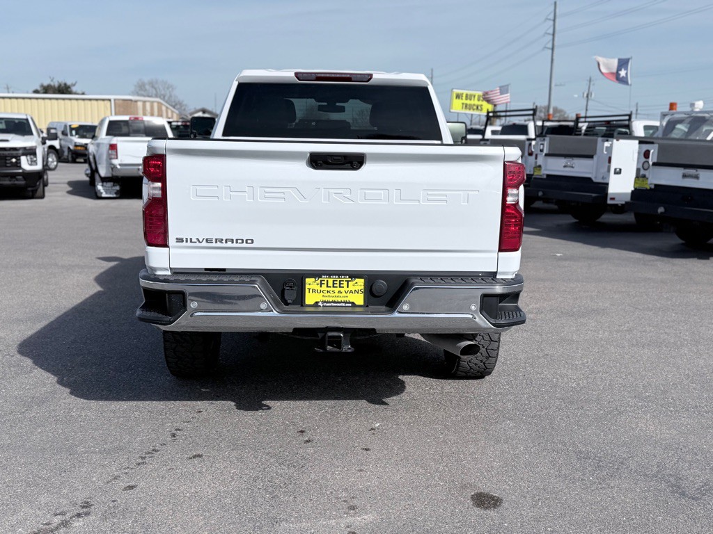 2023 Chevrolet Silverado 1500 Image 6