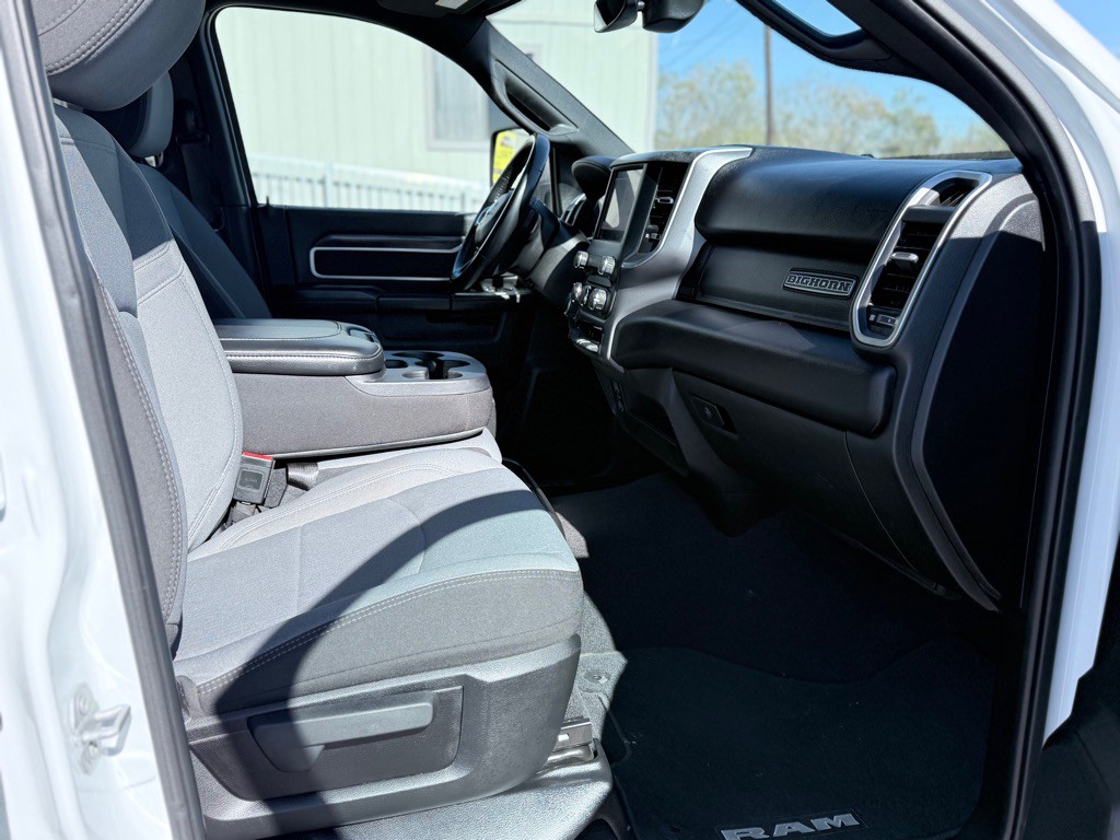 2024 RAM 2500 Image 13