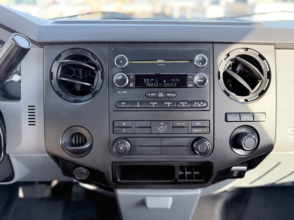 2016 Ford F-250 Image 14