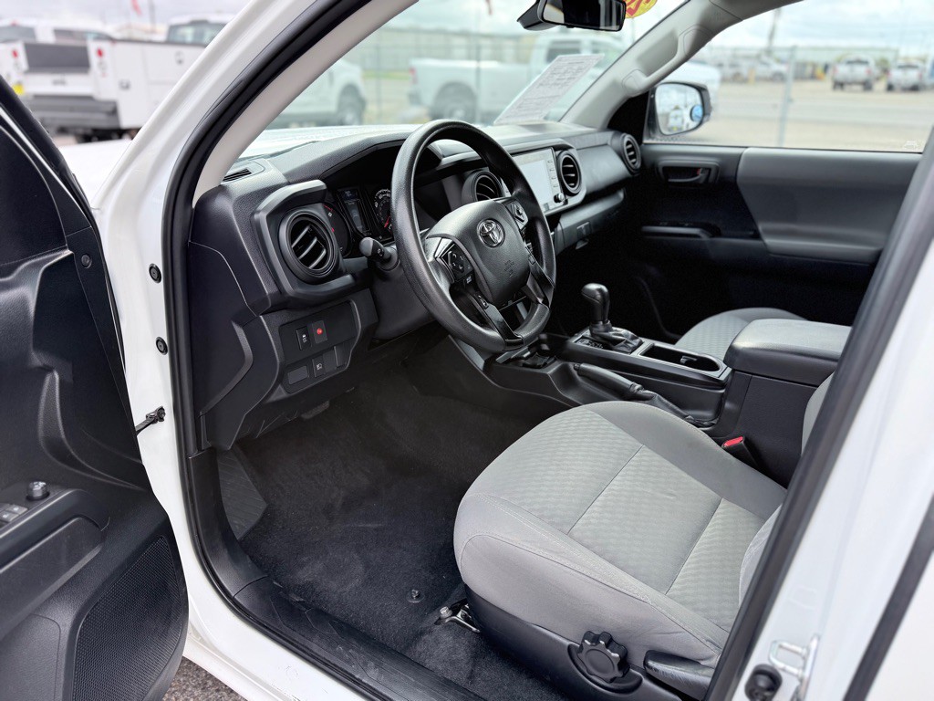 2021 Toyota Tacoma Image 9