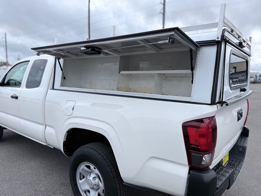 2021 Toyota Tacoma Image 11