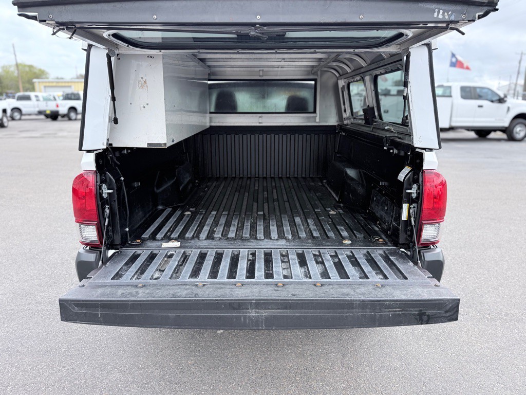 2021 Toyota Tacoma Image 12