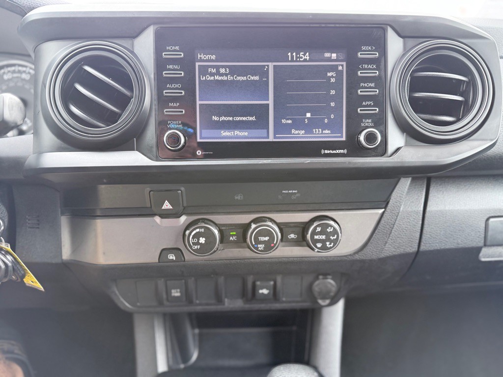 2021 Toyota Tacoma Image 16