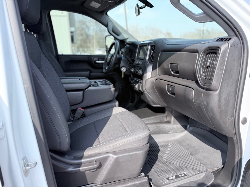 2023 Chevrolet Silverado 1500 Image 12