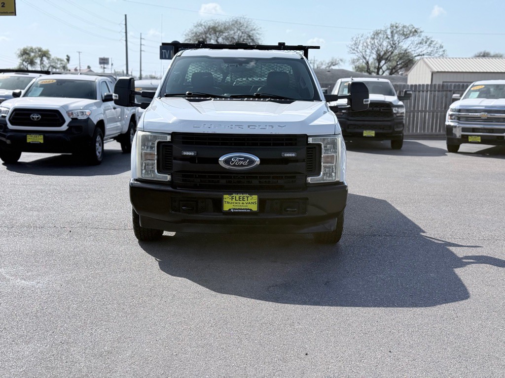 2017 Ford F-250 Image 2