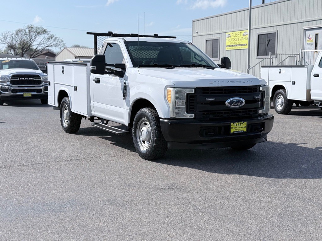2017 Ford F-250 Image 3