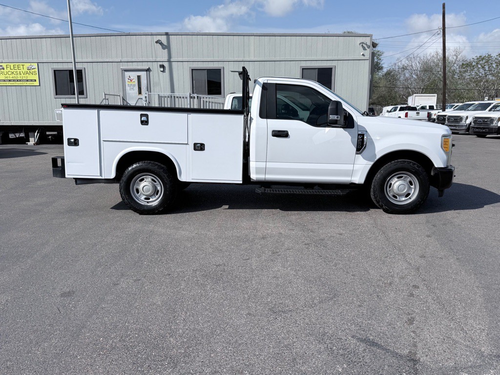 2017 Ford F-250 Image 4