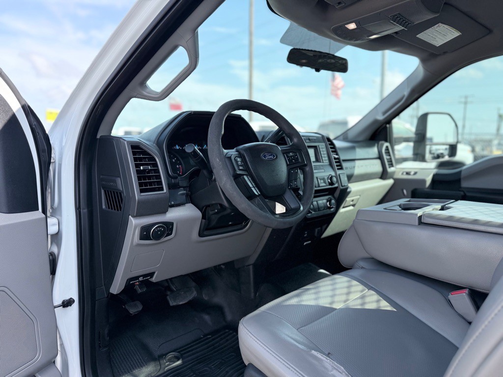 2017 Ford F-250 Image 9