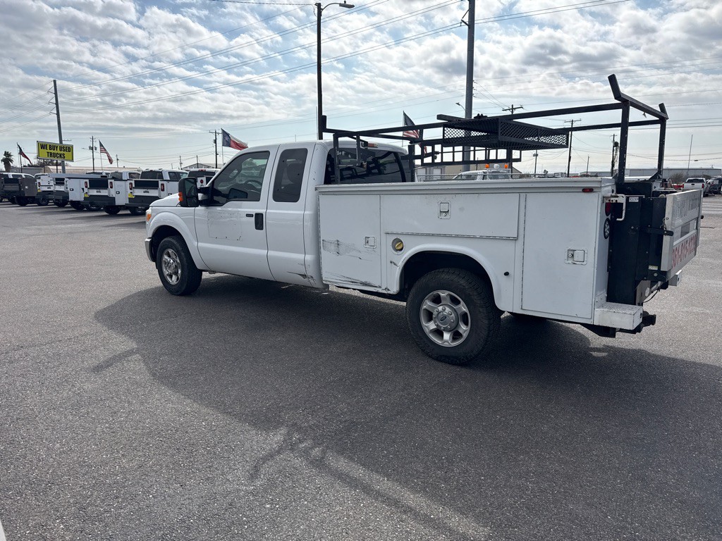 2016 Ford F-250 Image 2