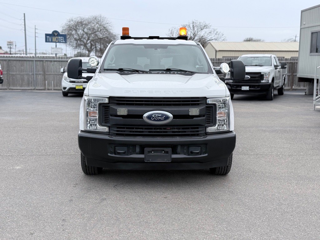 2019 Ford F-350 Image 2