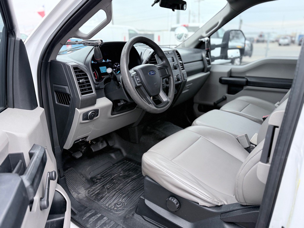 2019 Ford F-350 Image 9