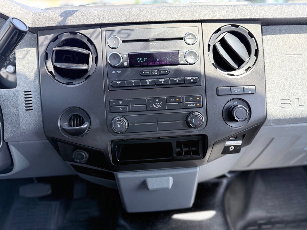 2016 Ford F-250 Image 15