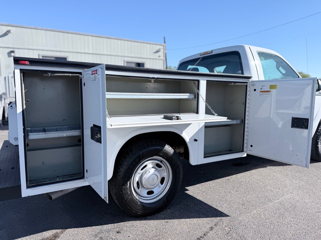 2016 Ford F-250 Image 11