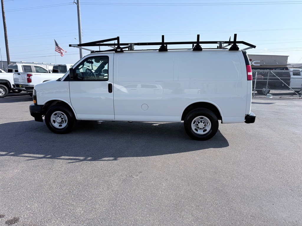 2020 Chevrolet Express Image 8