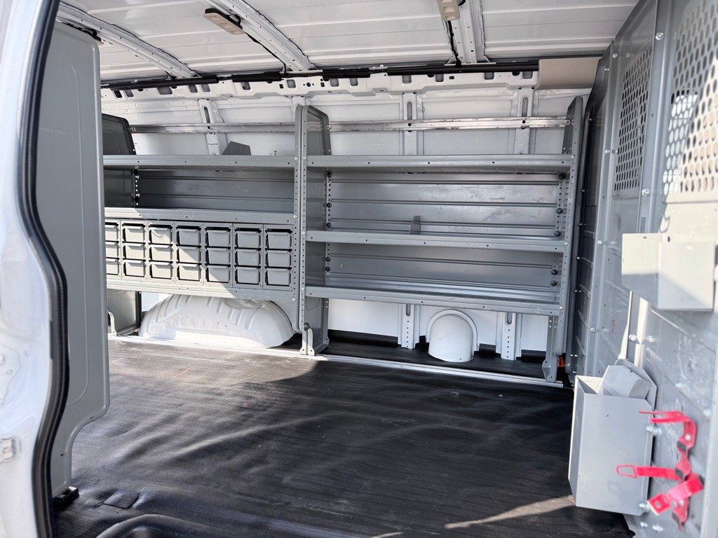 2020 Chevrolet Express Image 11