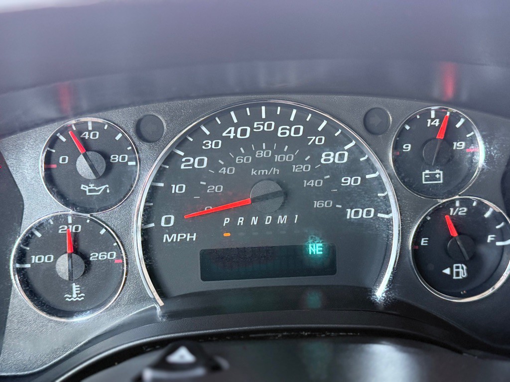 2020 Chevrolet Express Image 15