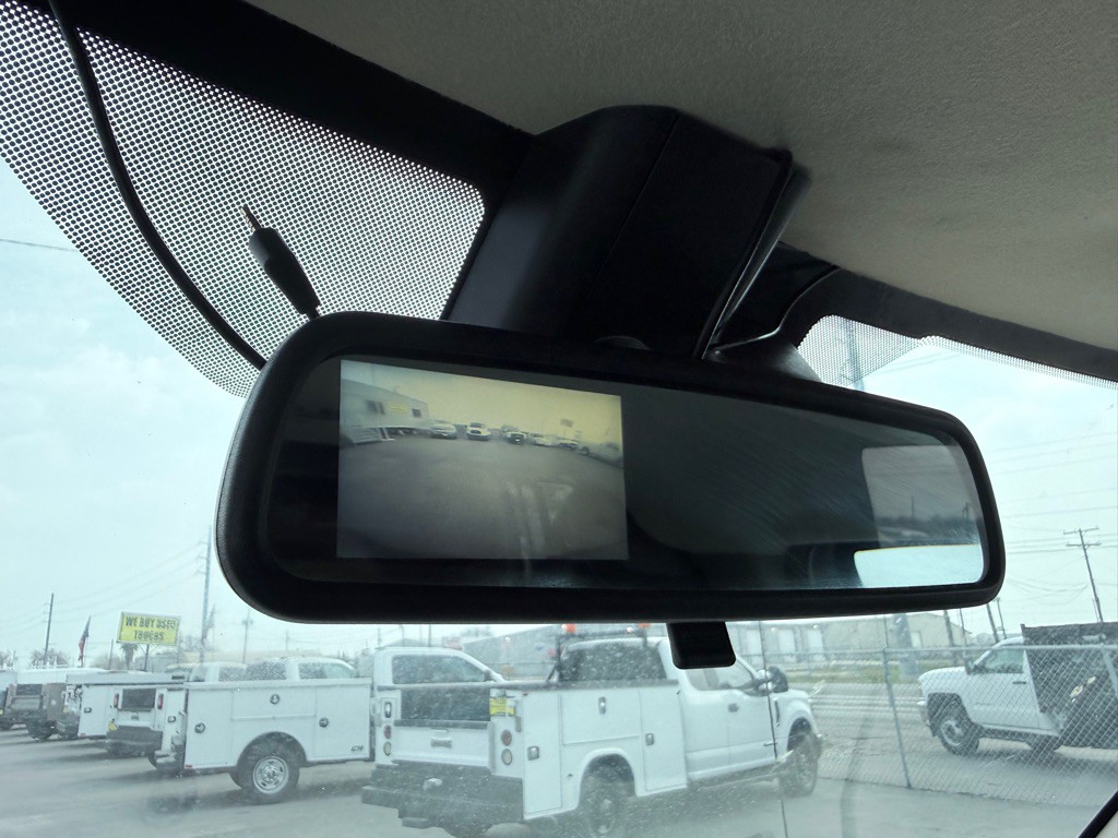 2021 Chevrolet Express Image 14