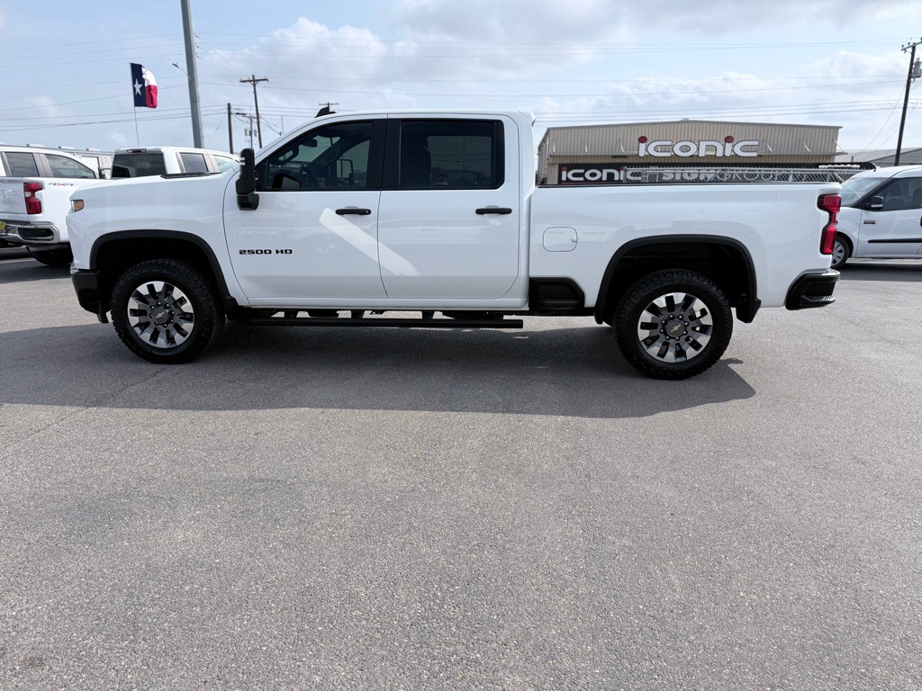 2021 Chevrolet Silverado 1500 Image 8