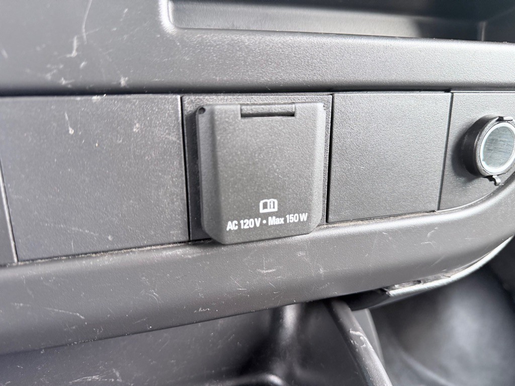 2020 Chevrolet Express Image 14