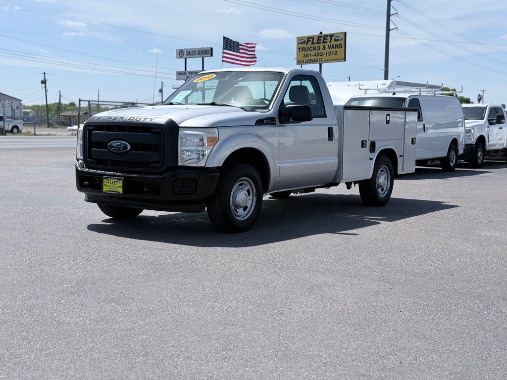 2016 Ford F-250 Image 1