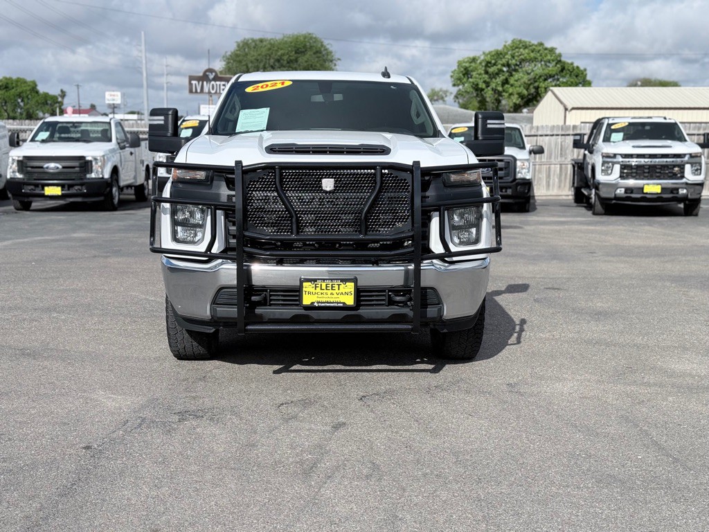 2021 Chevrolet Silverado 1500 Image 2