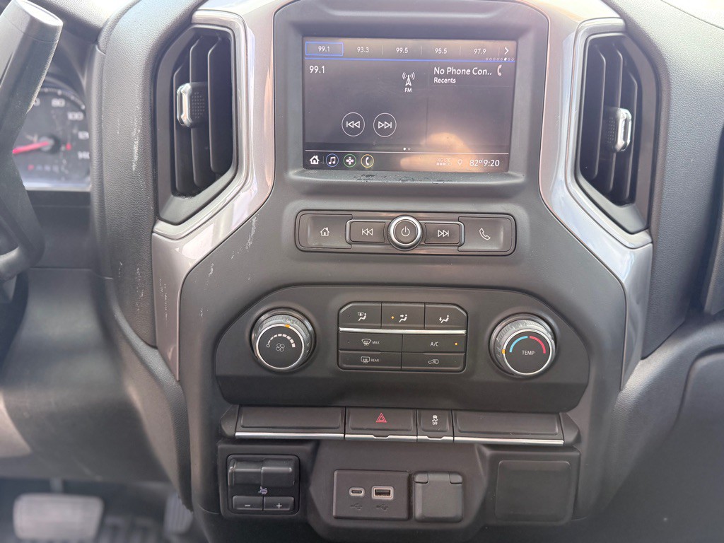 2021 Chevrolet Silverado 1500 Image 17