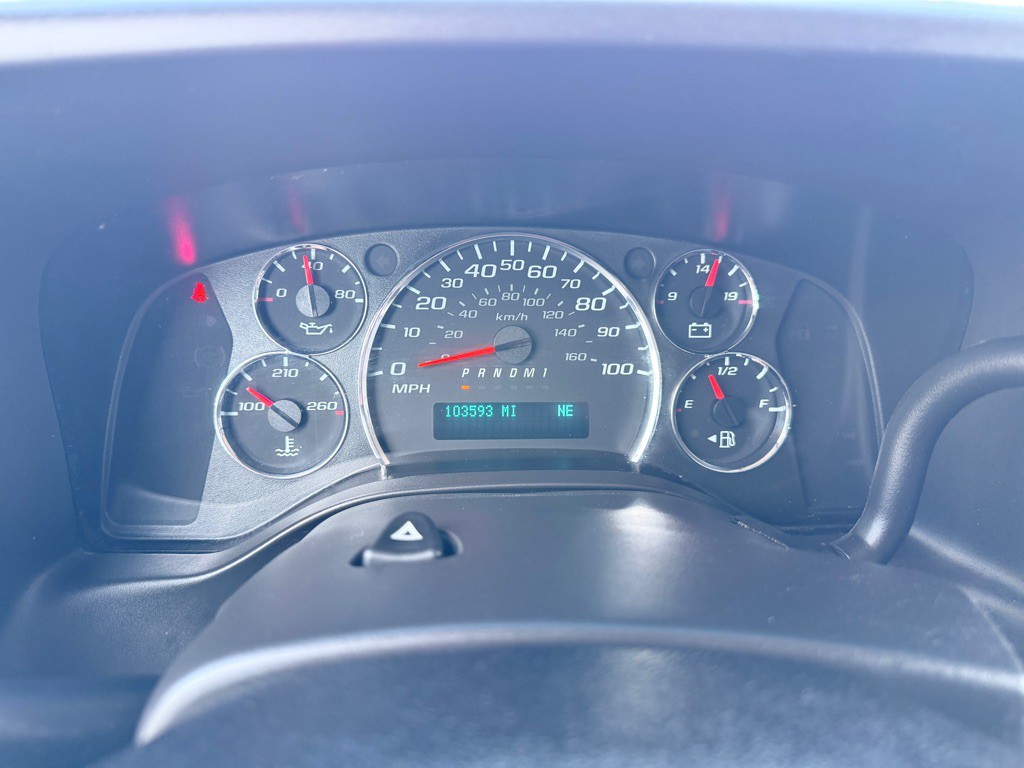 2019 Chevrolet Express Image 15