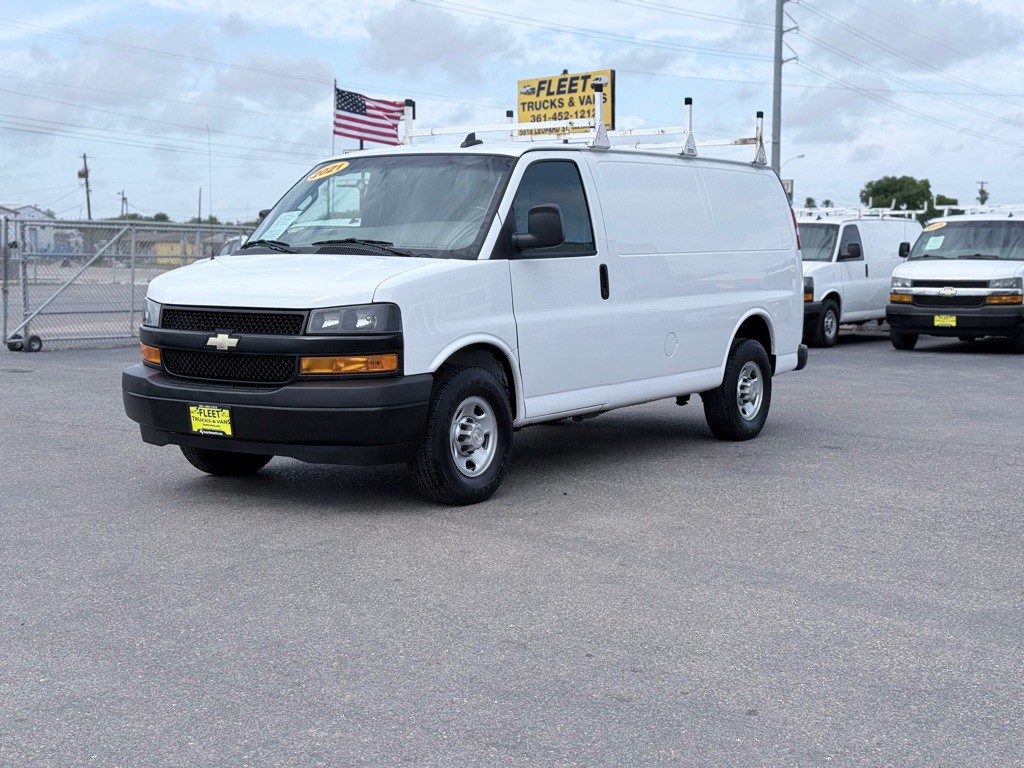 2021 Chevrolet Express Image 1