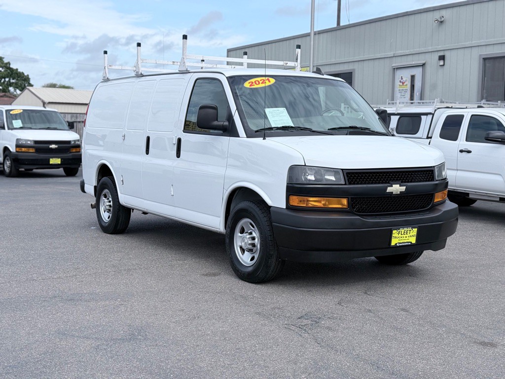 2021 Chevrolet Express Image 3