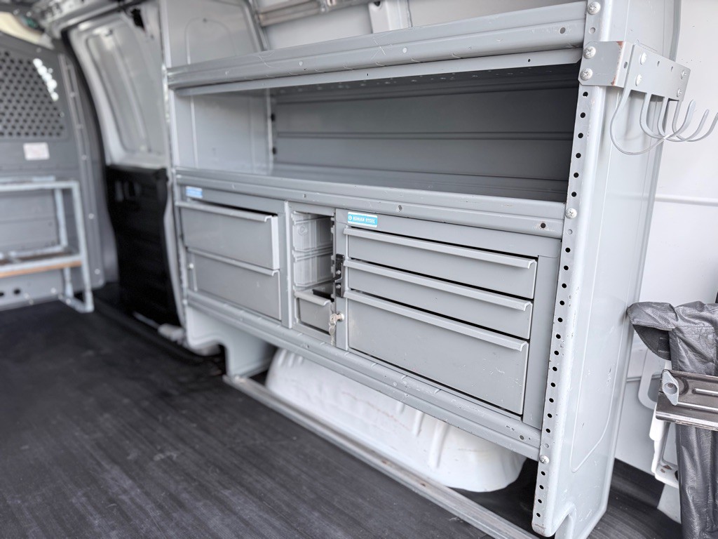 2021 Chevrolet Express Image 11