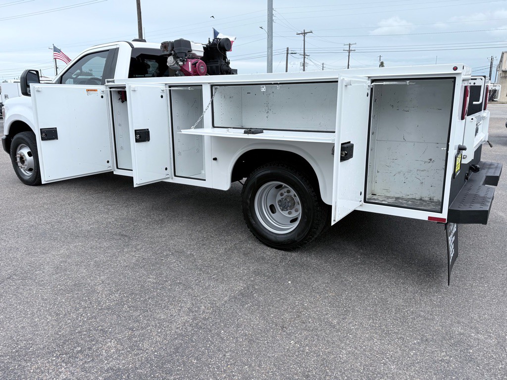 2021 Ford F-350 Image 10