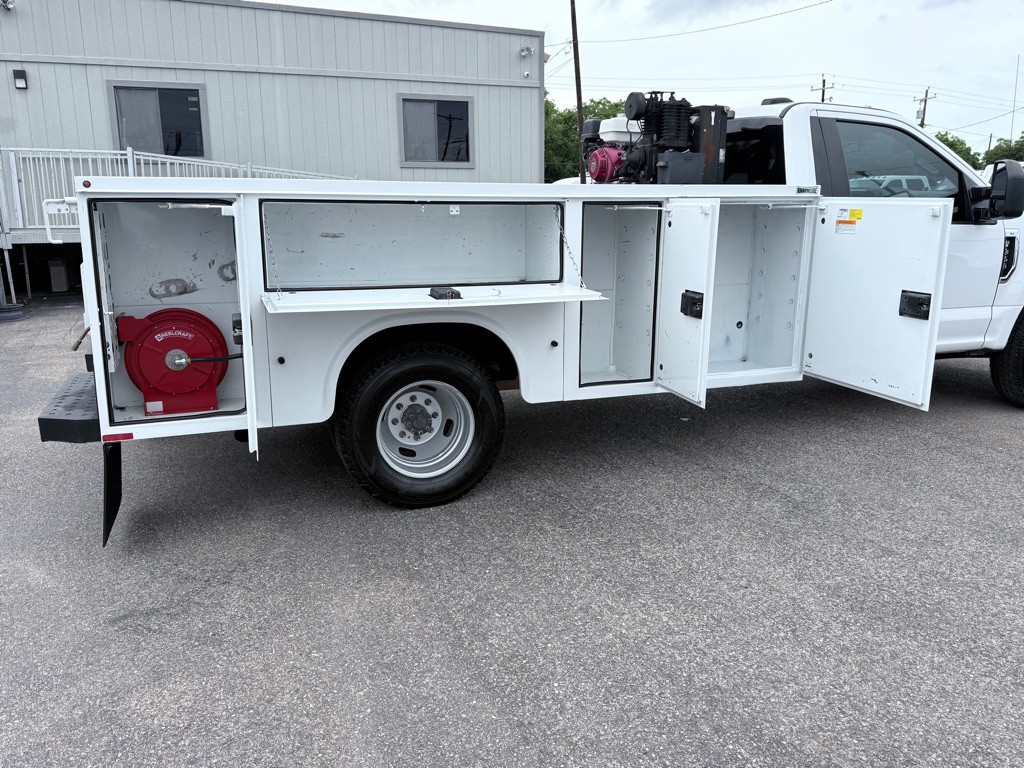2021 Ford F-350 Image 12