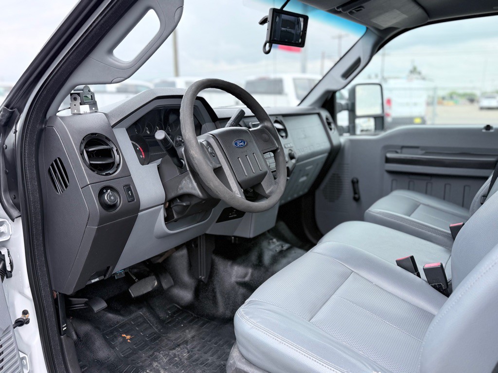 2016 Ford F-350 Image 9