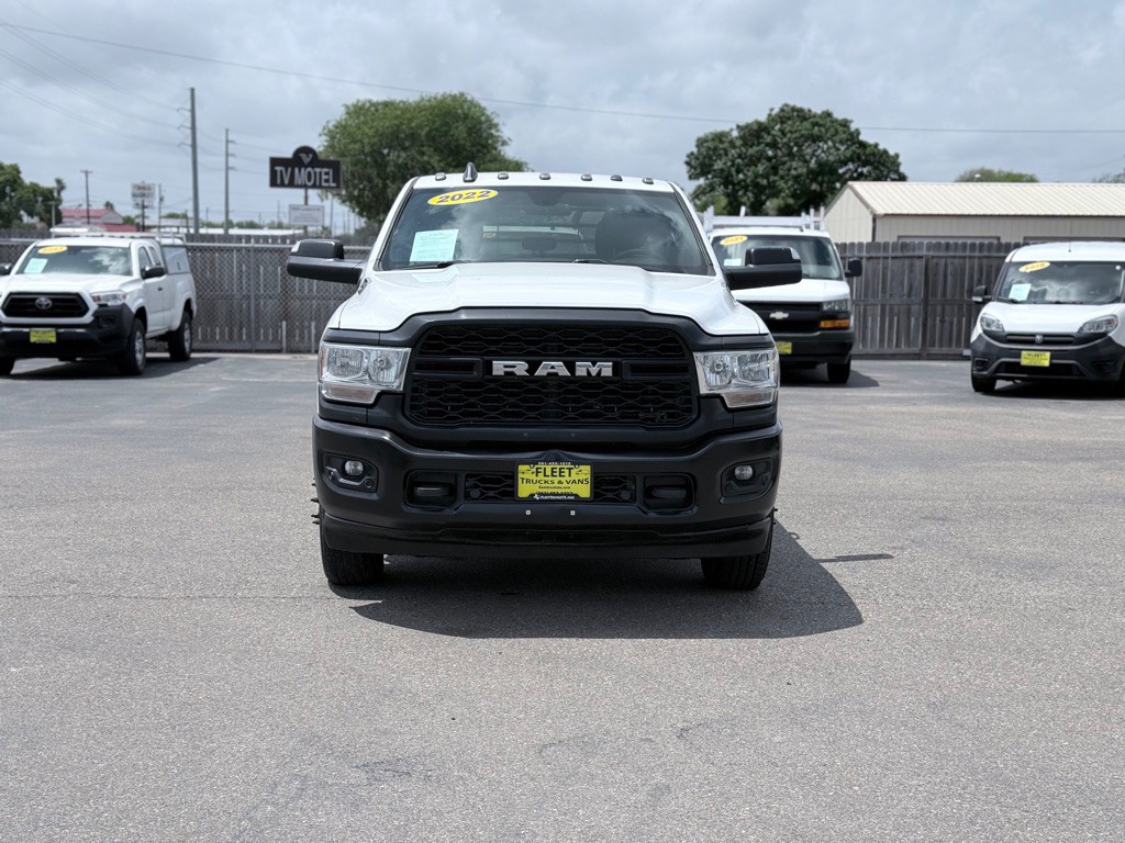 2022 RAM 3500 Image 2