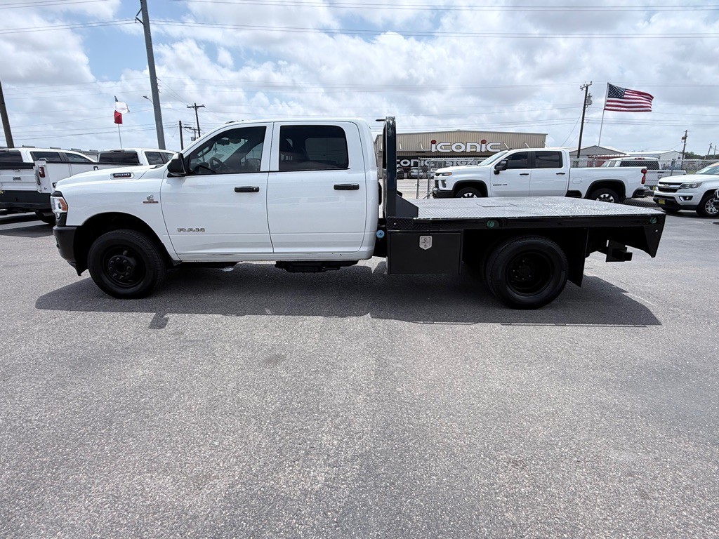 2022 RAM 3500 Image 8