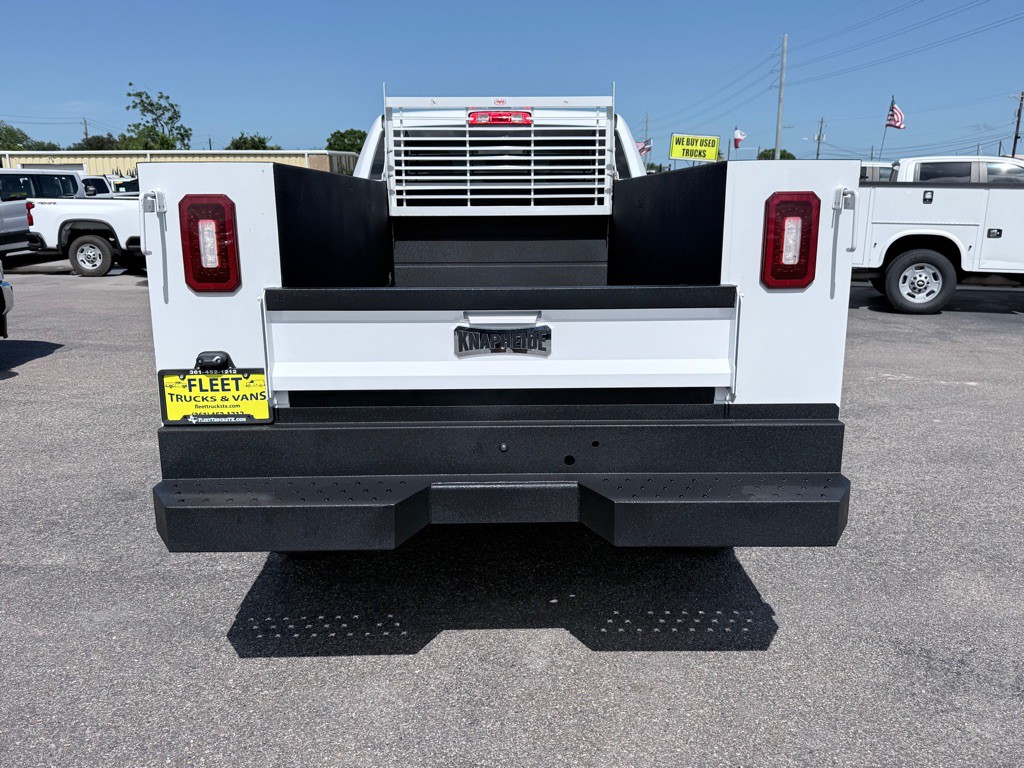 2023 RAM 3500 Image 6